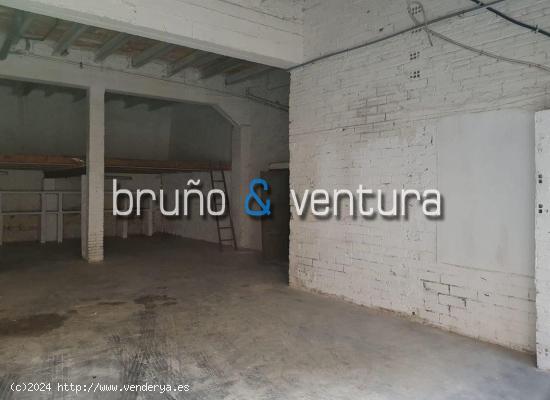 En venta local comercial en El Vendrell - TARRAGONA