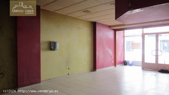 Local comercial de 40m2 en el centro de Carballo - A CORUÑA