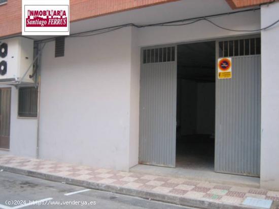 VENTA DE LOCAL COMERCIAL EN ALMUSSAFES. - VALENCIA