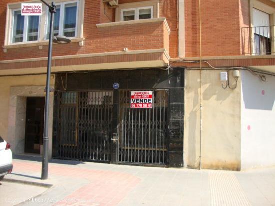 VENTA DE LOCAL COMERCIAL EN BENIFAIO - VALENCIA