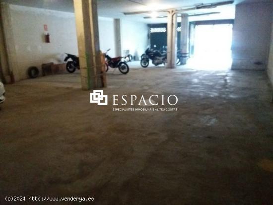 LOCAL COMERCIAL  EN CERDANYOLA SUD  CERCA DEL CAMPO DE FUTBOL! - BARCELONA