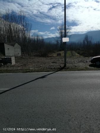 Finca Urbana en Carretera de Dehesas - LEON