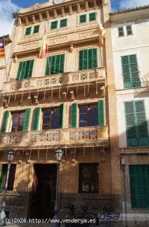 SE ALQUILA EDIFICIO EN PLENO CORAZON DE LLUCMAJOR - BALEARES