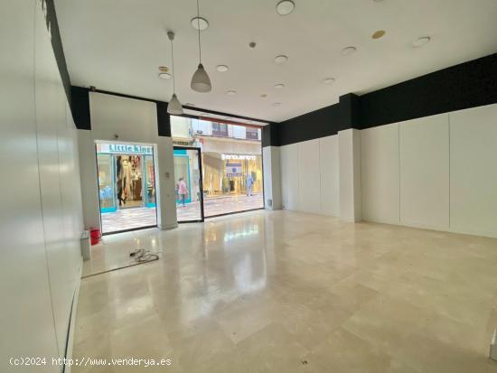 LOCAL COMERCIAL EN CALLE DURANES - MALAGA