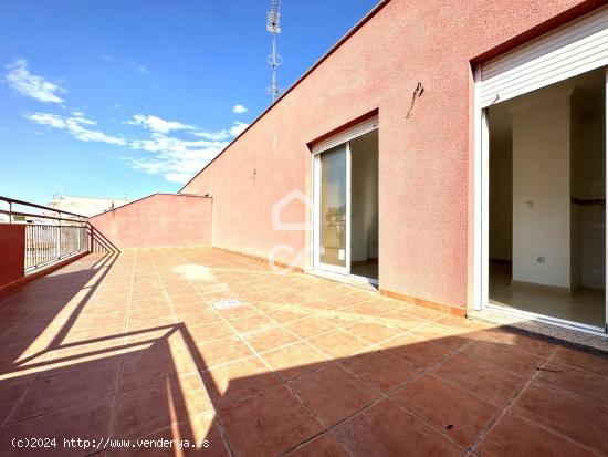 ACOGEDOR LOFT CON GRAN TERRAZA EN PLENO CENTRO!!! - MURCIA