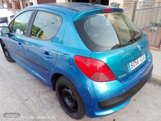  Peugeot 207 XS 1.6 HDI 90cv de 2008 con 273.000 Km por 2.100 EUR. en Sevilla 