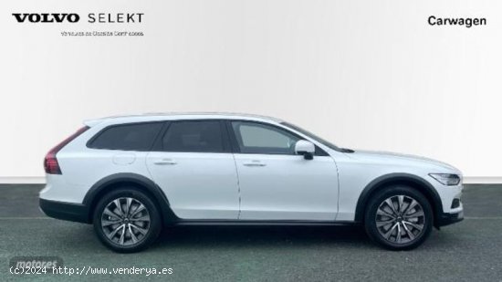 Volvo V 90 V90 Cross Country Plus, B4 AWD Semihibrido, Diesel, Bright de 2024 con 1 Km por 70.700 EU