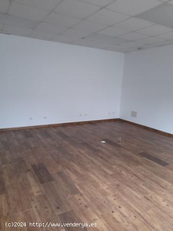 Venta de local comercial en el centro de Antequera - MALAGA