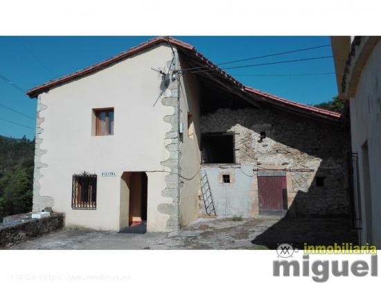  Se vende caserío con gran extensión de terreno en  Herrerias - CANTABRIA 