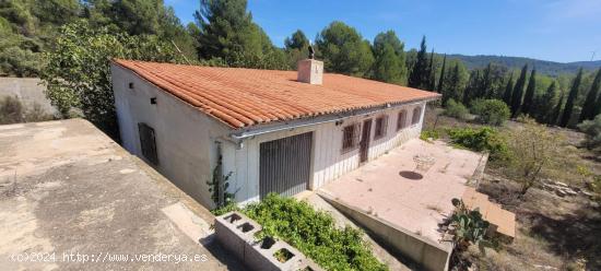 Chalet independiente en venta Chelva-Valencia - VALENCIA