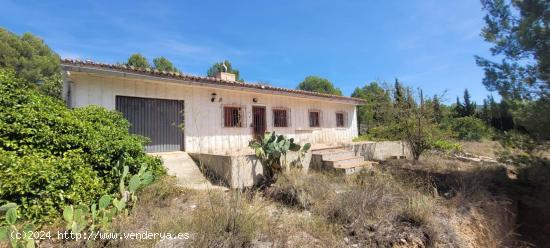 Chalet independiente en venta Chelva-Valencia - VALENCIA