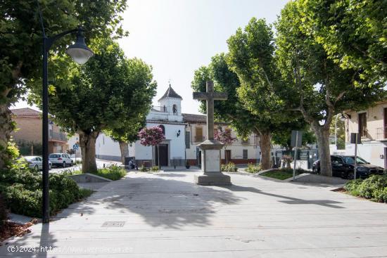  Casa única en el Centro de Santa Fe - GRANADA 