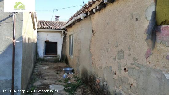 CASA EN VENTA EN CUBO DEL VINO - ZAMORA