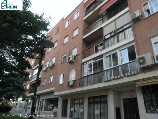 Local Comercial en San Fernando de Henares (Madrid) - MADRID