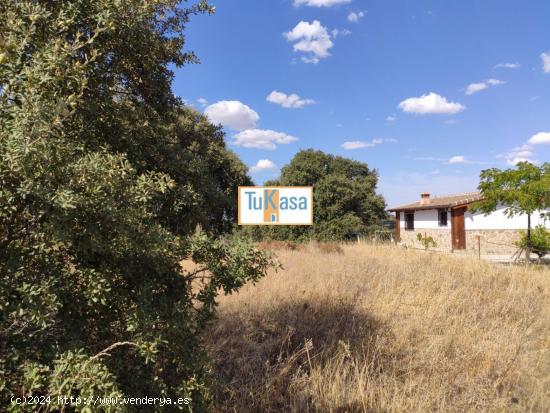  Se Vende en Arroyo de la Luz - CACERES 