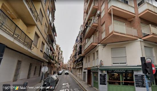 Ideal para pequeño negocio, amplia cochera cerrada, almacenaje a pie de calle - ALICANTE