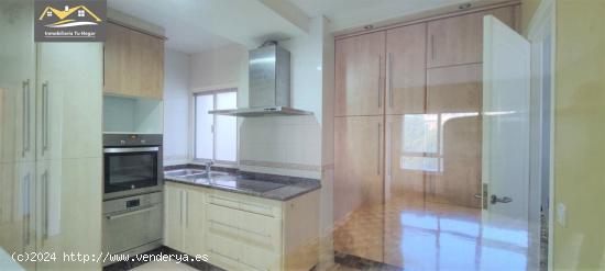 SE VENDE AMPLIO Y LUMINOSO PISO EN VISTA HERMOSA. REF. 5987 - ORENSE