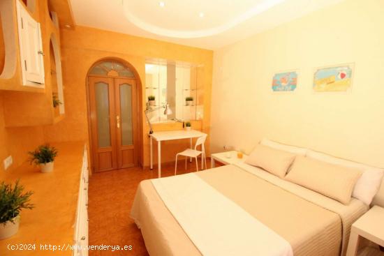  Habitación equipada con calefacción en un apartamento de 4 dormitorios, Carabanchel - MADRID 