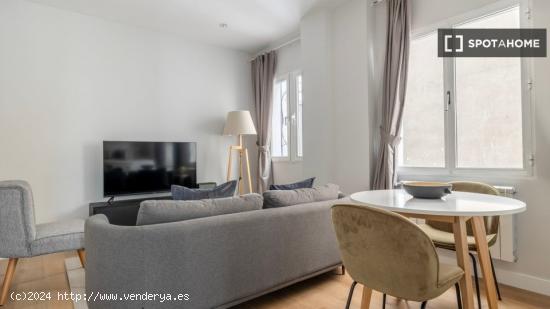 Apartamento de 2 dormitorios en alquiler en Salamanca - MADRID