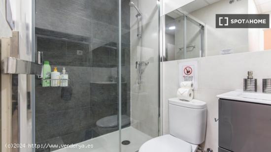 Apartamento de 3 dormitorios en alquiler en La Latina, Madrid - MADRID