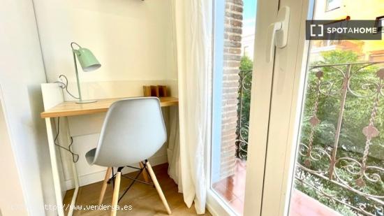 Se alquila habitación en un Coliving en Tetuán - MADRID