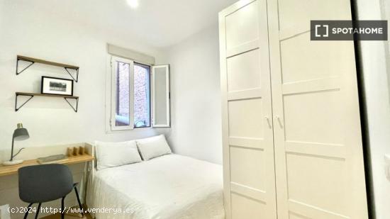 Se alquila habitación en un Coliving en Tetuán - MADRID