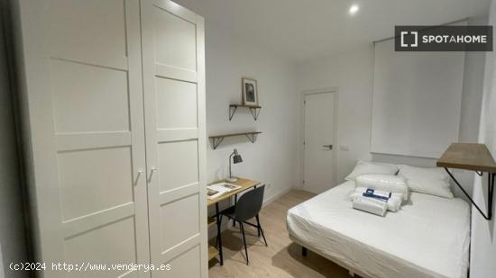 Se alquila habitación en un Coliving en Tetuán - MADRID