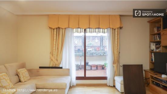 Ático dúplex de 4 dormitorios en alquiler en San Blas-Canillejas - MADRID