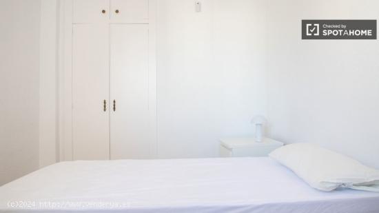 Habitación en alquiler en apartamento de 3 dormitorios en Getafe, Madrid - MADRID