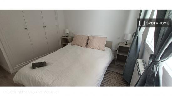 Piso en alquiler de 2 habitaciones en Moncloa - Aravaca - MADRID