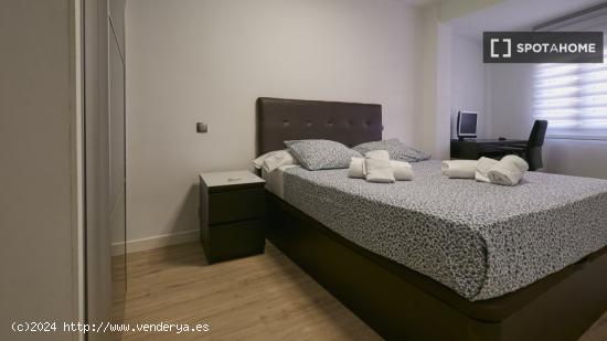 Apartamento de 2 dormitorios en alquiler en Carabanchel - MADRID