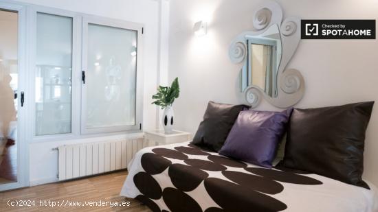 Hermoso apartamento de 2 dormitorios en alquiler en Centro - MADRID