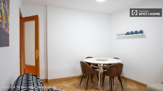 Apartamento de 2 dormitorios en alquiler en Tetuan, Madrid. - MADRID