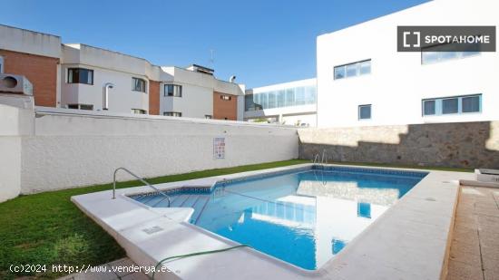 Piso en alquiler de 1 dormitorio en Torremolinos, Málaga - MALAGA