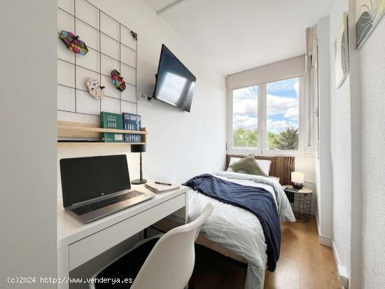  Alquiler de habitaciones en apartamento de 5 habitaciones en Campamento - MADRID 