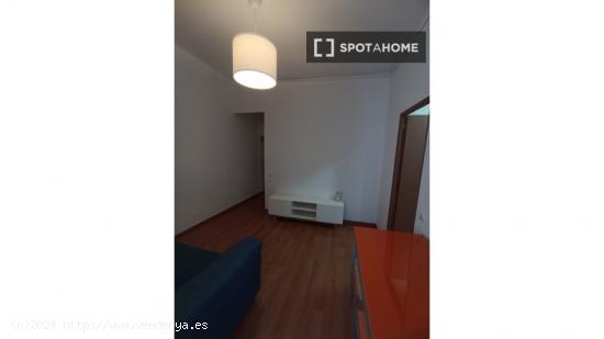 Piso de 3 habitaciones en alquiler en Sants-Montjuïc - BARCELONA