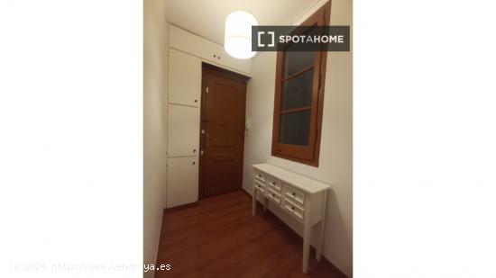 Piso de 3 habitaciones en alquiler en Sants-Montjuïc - BARCELONA