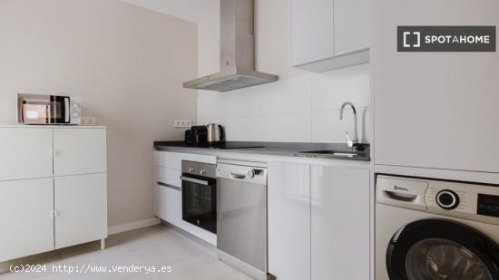 Apartamento de 2 habitaciones en alquiler en Hacienda Cabello - MALAGA