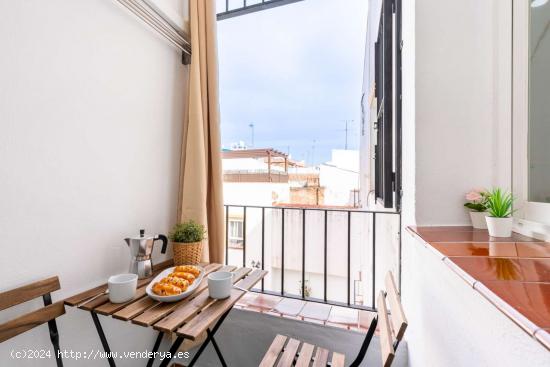  Apartamento entero de 1 dormitorio en Sevilla - SEVILLA 