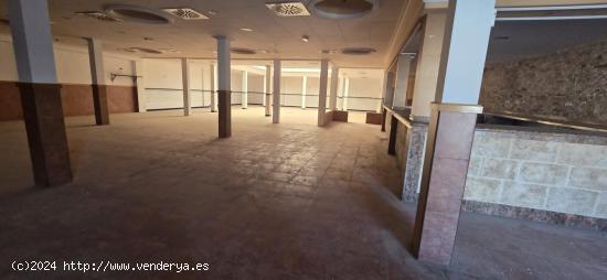 Oportunidad, local comercial hostelero entre hoteles, naves y aeropuerto. - VALENCIA