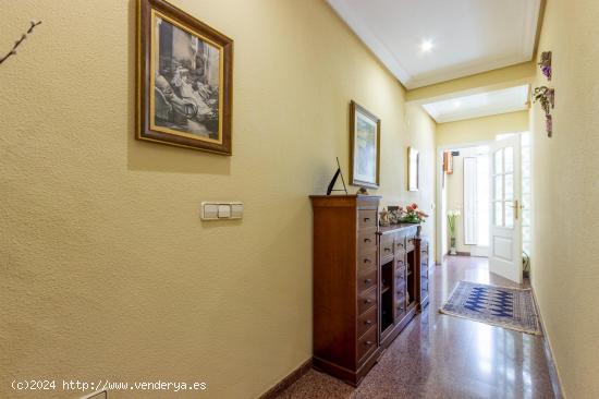 🏡 ¡Amplia Casa Familiar en San Gabriel - Alicante! ¡Disfruta del Espacio y la Comodidad! ✨