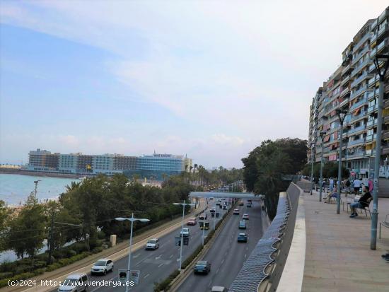 el piso de 3 dormitorios y 1 baño en distancia 50 m hasta la playa Postiget - ALICANTE