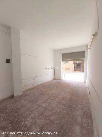 LOCAL COMERCIAL EN VENTA - VALENCIA