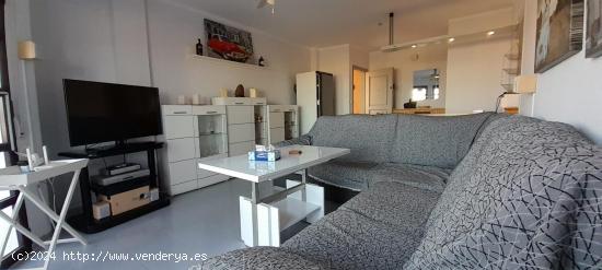 Apartamento con vistas al mar y piscina. - MURCIA