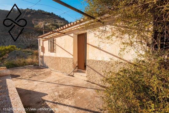 Casa Rústica en Torrox: Serenidad entre Montañas y Mar - MALAGA