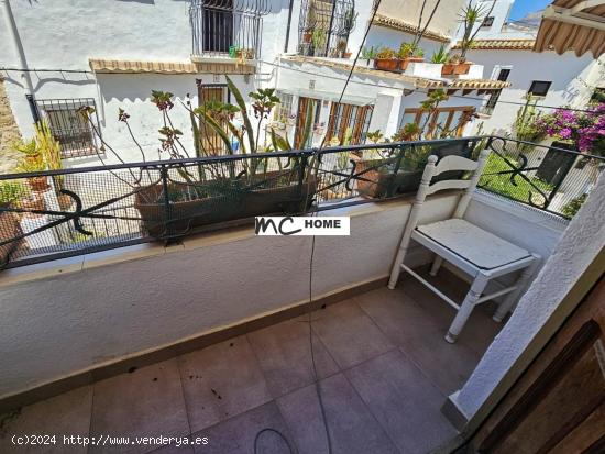 Encantador Apartamento en el Casco Antiguo de Altea con Vistas al Mar - ALICANTE