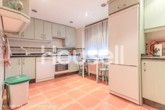 Casa en venta de 238 m² Calle San Julián 21, 1 piso, 16670 Provencio (El) (Cuenca)