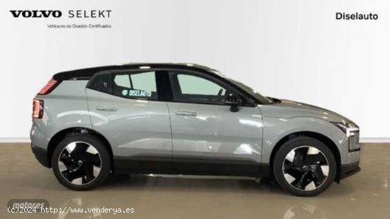 Volvo EX30 BEV 69KWH SINGLE MOTOR EXTEND RANGE PLUS 272 5P de 2024 con 11 Km por 41.200 EUR. en Barc