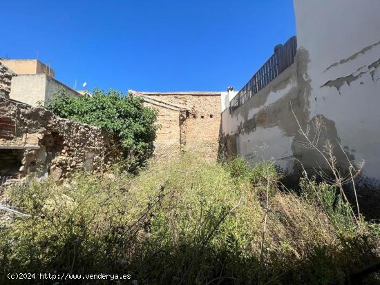 SOLAR URBANO PARA CONSTRUCCIÓN DE CASA DE PUEBLO - VALENCIA