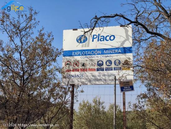 ESTUPENDA PARCELA POR LA CARRETERA DE PRUNA. EN LA CANTERA - SEVILLA